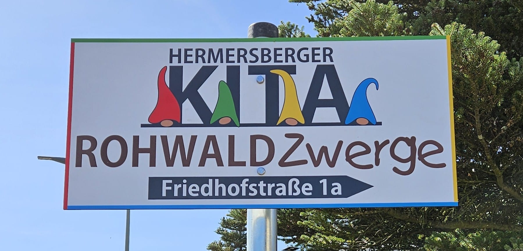 KITA erhält tolle neue Schilder